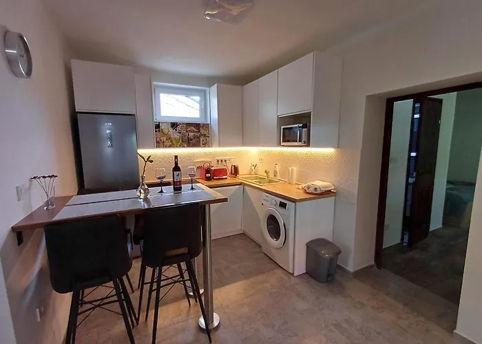 Udvar-haz בית נופש